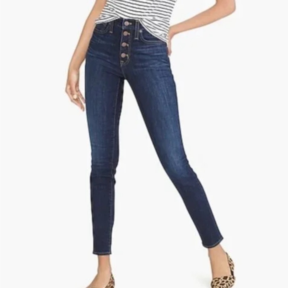 True Religion Halle 4 Button Super Skinny High Rise Size 32